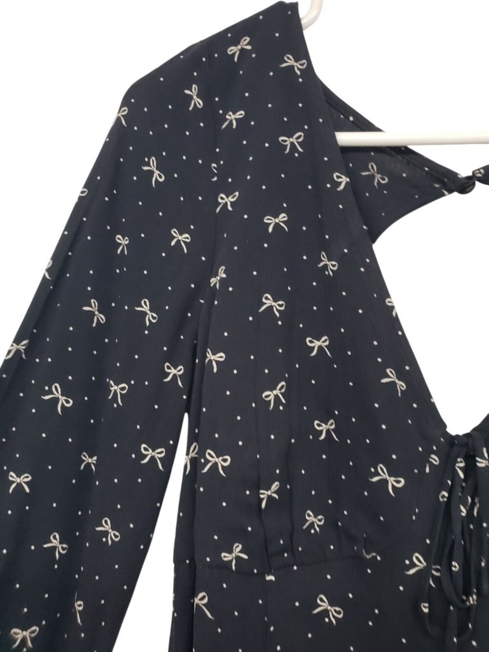 American Eagle Long Bell Sleeve Romper 70s Black White Bow Print Twee Fall Prep - Picture 5 of 13